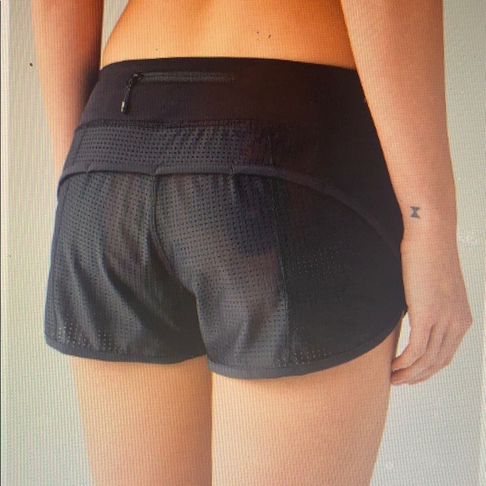 Lululemon Speed Short Mesh